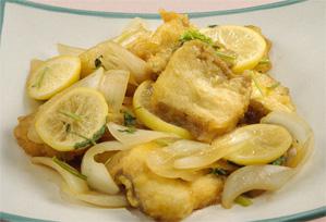 白身魚の煮込み　レモン風味