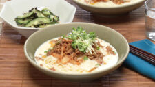 キムチそぼろ豆乳そうめん