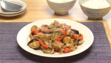 なすと豚肉の辛みそ炒め