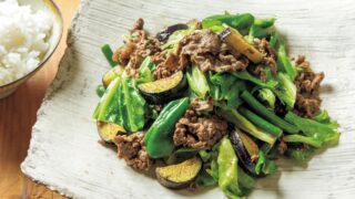 牛肉と夏野菜のナムプラー炒め