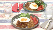 ひき肉ロコモコ