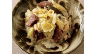 キャベツと豚肉の蒸し煮