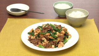 牛肉とキムチの炒り豆腐